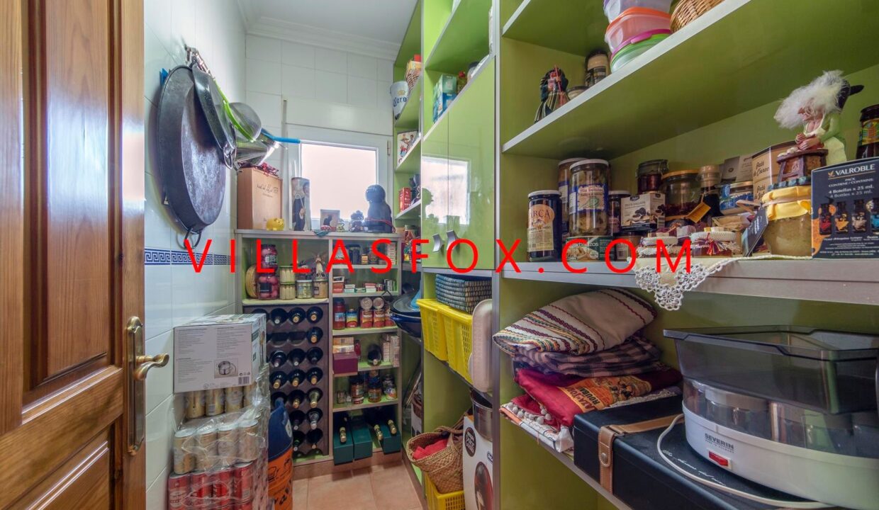 24_San_Miguel_de_Salinas_Townhouse_in_Town_centre_by_Villas_Fox_best_estate_agents_61102ec128815