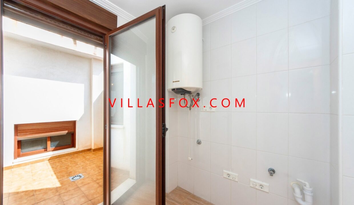 24_San_Miguel_de_Salinas_Townhouse_in_Town_centre_by_Villas_Fox_best_estate_agents_611032977bb08