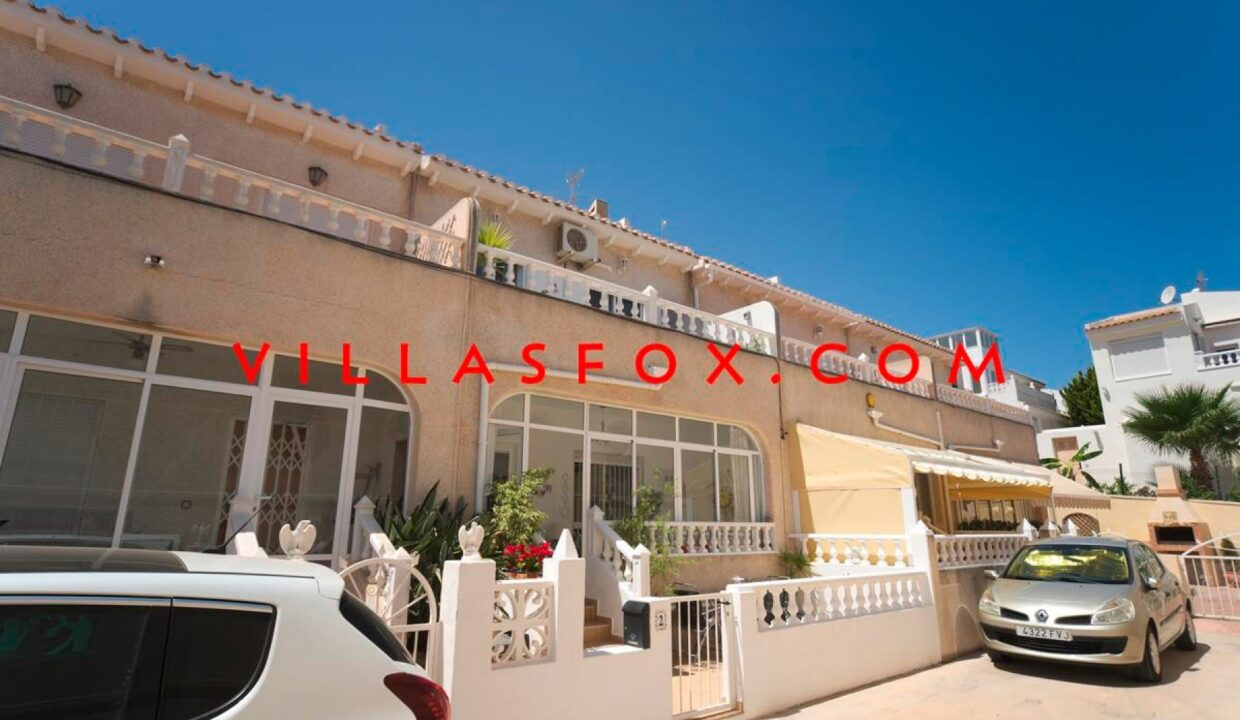 25_San_Miguel_de_Salinas_Townhouse_in_Balcn_de_la_Costa_Blanca_by_Villas_Fox_best_estate_agents_610fdc1679141