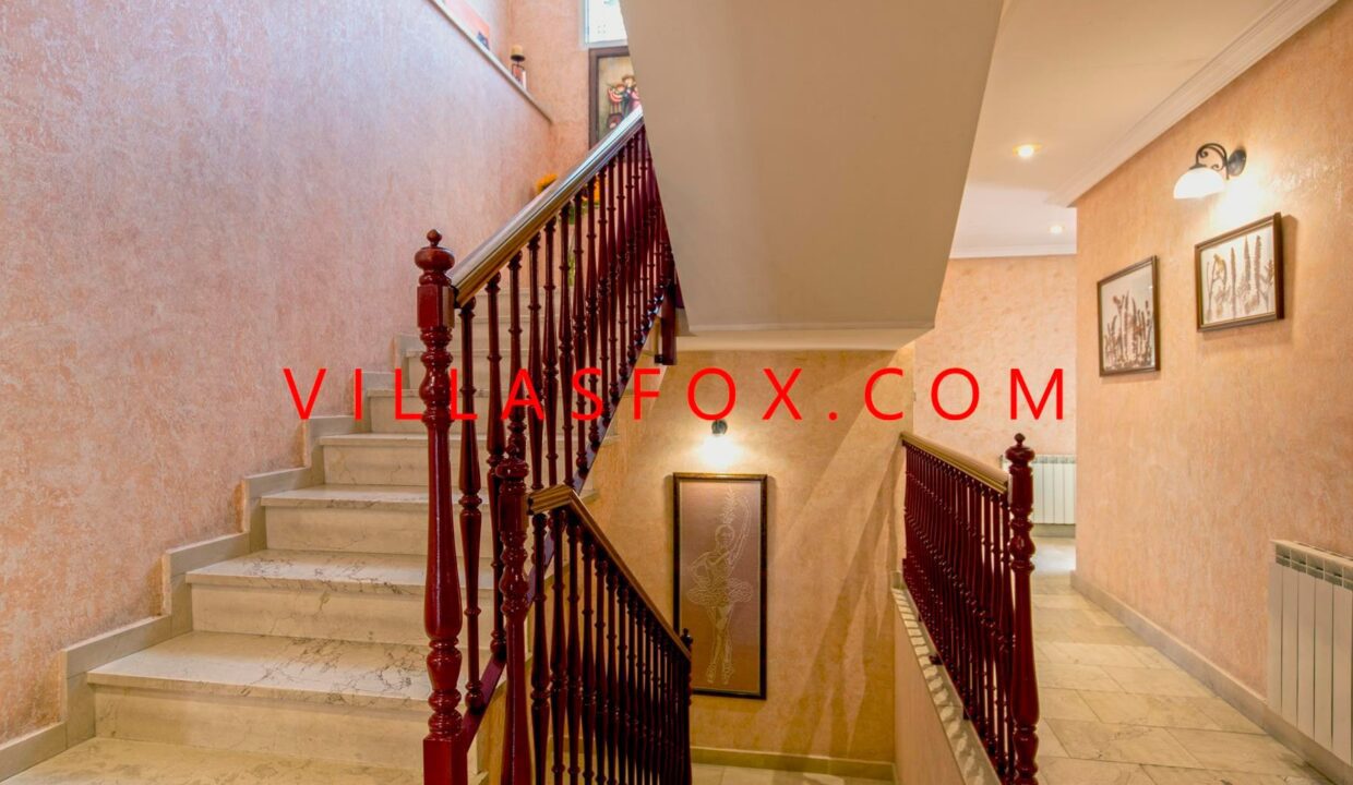 25_San_Miguel_de_Salinas_Townhouse_in_Town_centre_by_Villas_Fox_best_estate_agents_61102ec175c35