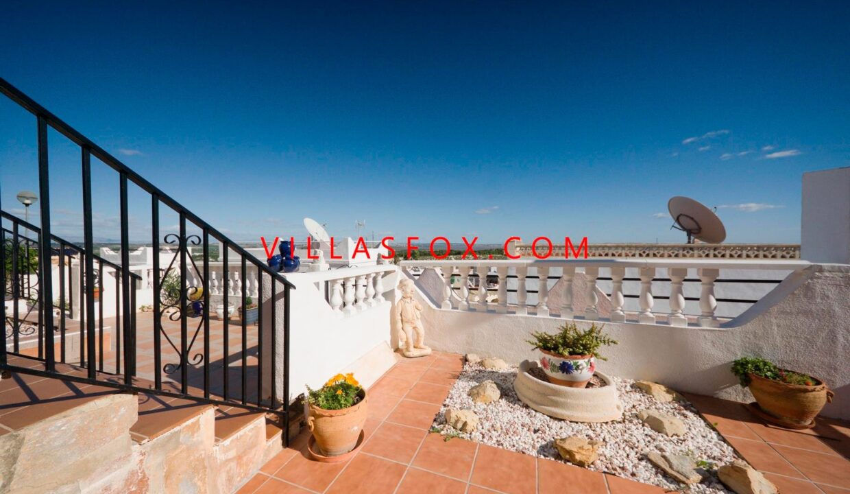 27_San_Miguel_de_Salinas_Townhouse_in_Balcn_de_la_Costa_Blanca_by_Villas_Fox_best_estate_agents_61128871de4a4