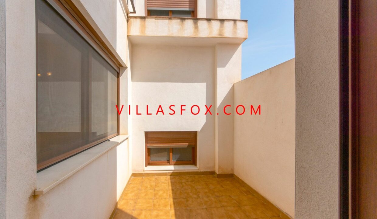 27_San_Miguel_de_Salinas_Townhouse_in_Town_centre_by_Villas_Fox_best_estate_agents_611032981f99f
