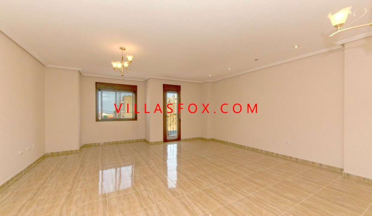 29_San_Miguel_de_Salinas_Townhouse_in_Town_centre_by_Villas_Fox_best_estate_agents_611032988a99d