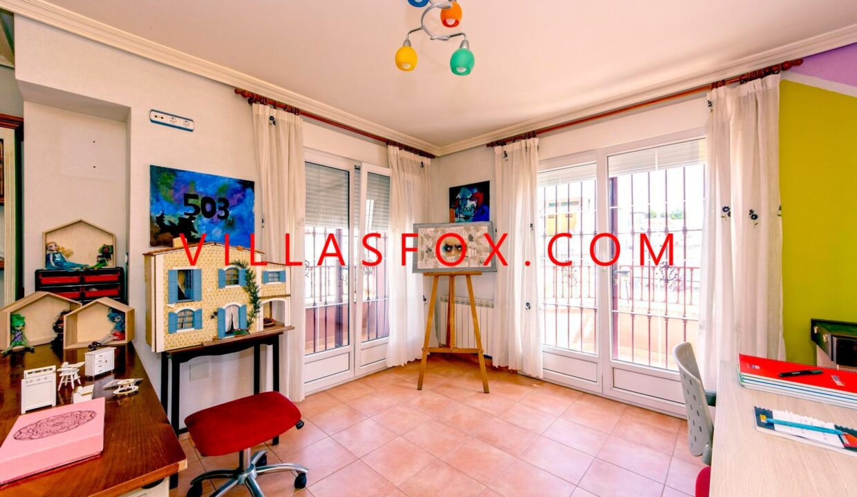 34_San_Miguel_de_Salinas_Townhouse_in_Town_centre_by_Villas_Fox_best_estate_agents_61102ec3b2145