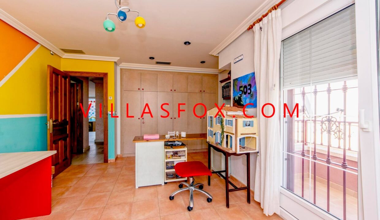 35_San_Miguel_de_Salinas_Townhouse_in_Town_centre_by_Villas_Fox_best_estate_agents_61102ec3e9f44