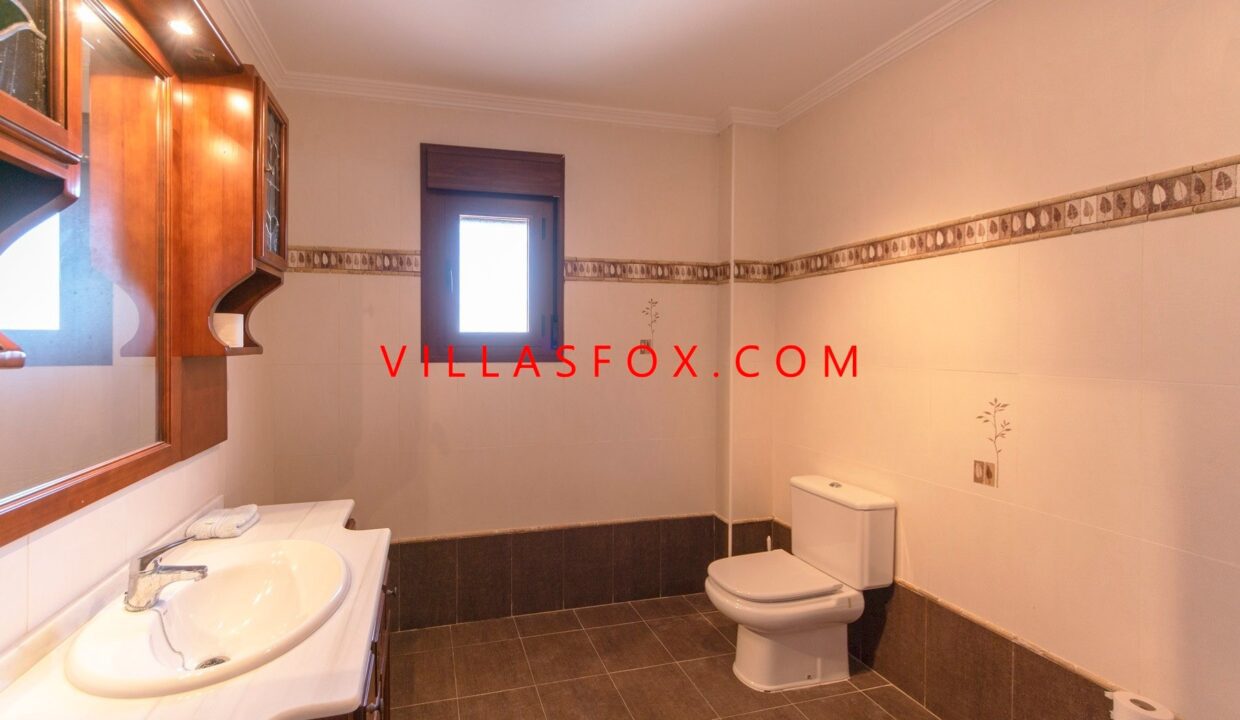 35_San_Miguel_de_Salinas_Townhouse_in_Town_centre_by_Villas_Fox_best_estate_agents_61103299cf39a