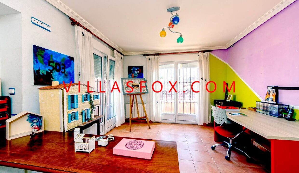 36_San_Miguel_de_Salinas_Townhouse_in_Town_centre_by_Villas_Fox_best_estate_agents_61102ec4278f6