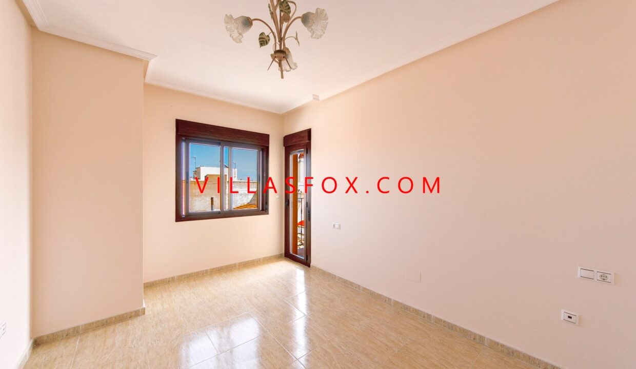 36_San_Miguel_de_Salinas_Townhouse_in_Town_centre_by_Villas_Fox_best_estate_agents_61103299ec295