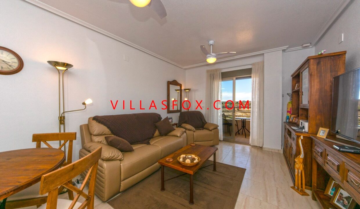 3_San_Miguel_de_Salinas_Apartment_in_Town_centre_by_Villas_Fox_best_estate_agents_6110272896d6e