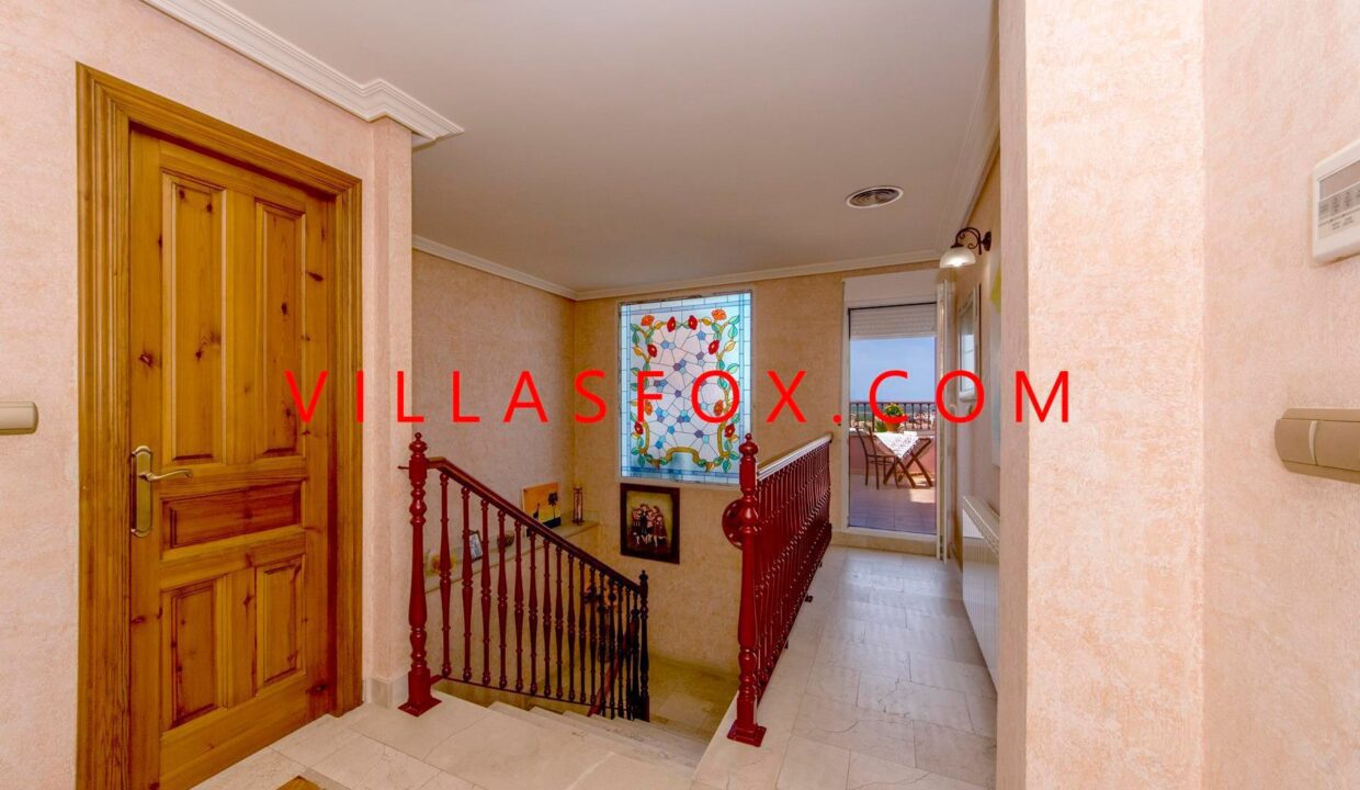 40_San_Miguel_de_Salinas_Townhouse_in_Town_centre_by_Villas_Fox_best_estate_agents_61102ec504a1a