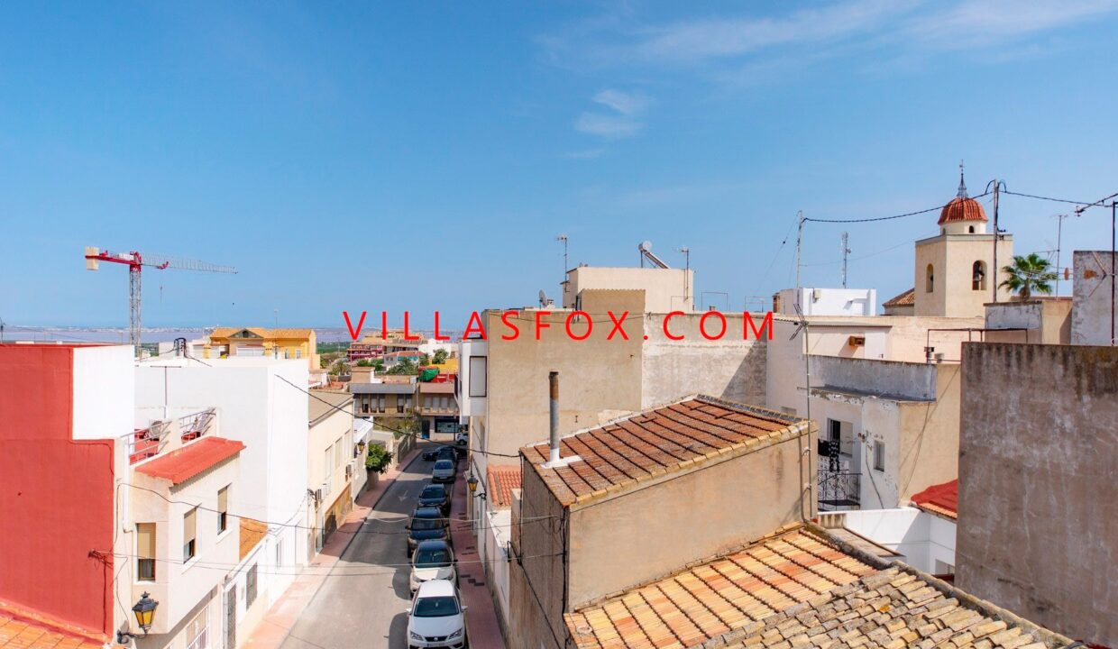 40_San_Miguel_de_Salinas_Townhouse_in_Town_centre_by_Villas_Fox_best_estate_agents_6110329ac4aaf