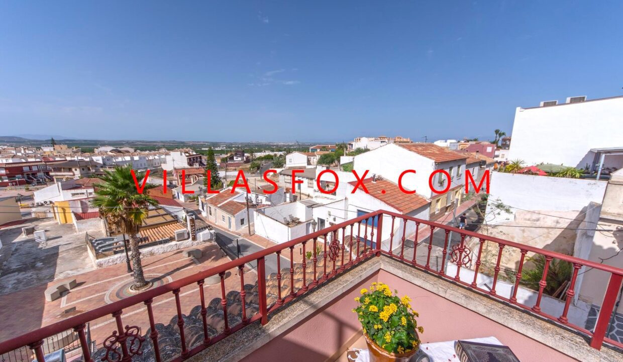43_San_Miguel_de_Salinas_Townhouse_in_Town_centre_by_Villas_Fox_best_estate_agents_61102ec5d9a31