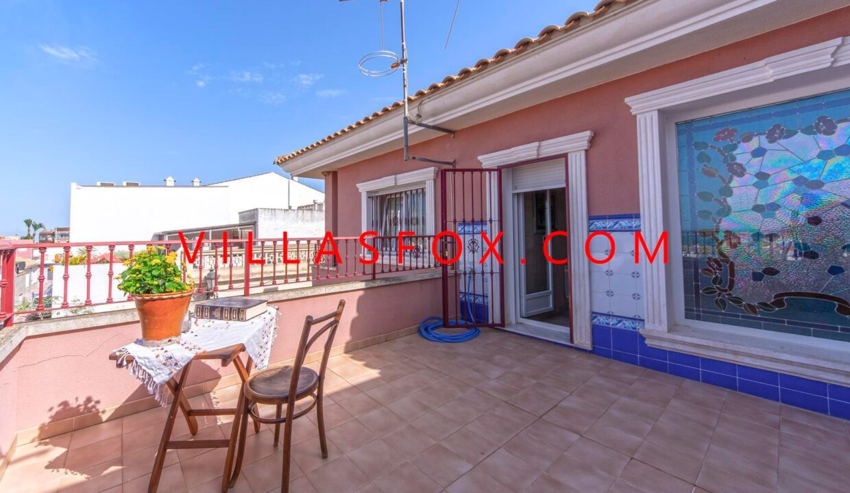 44_San_Miguel_de_Salinas_Townhouse_in_Town_centre_by_Villas_Fox_best_estate_agents_61102ec5d745d
