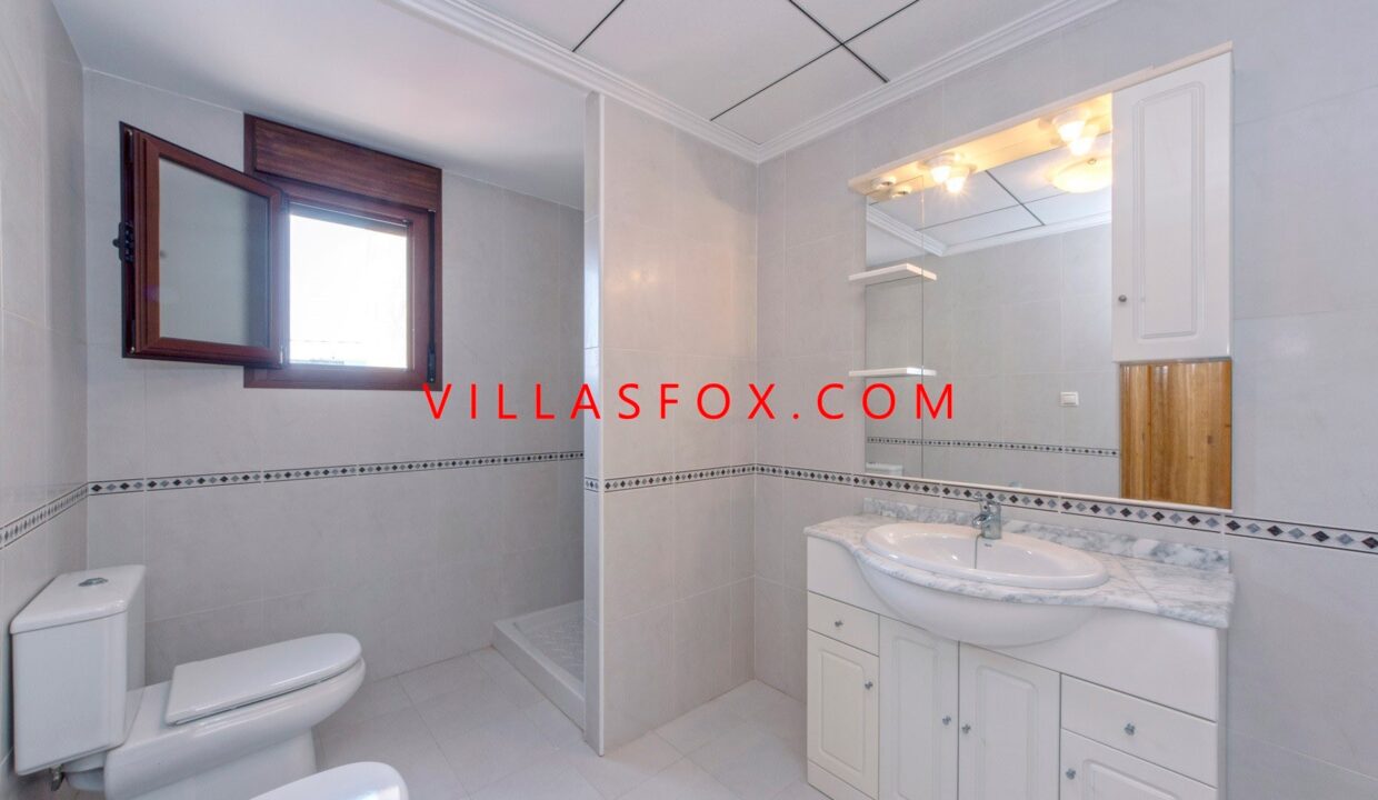 46_San_Miguel_de_Salinas_Townhouse_in_Town_centre_by_Villas_Fox_best_estate_agents_6110329bce210