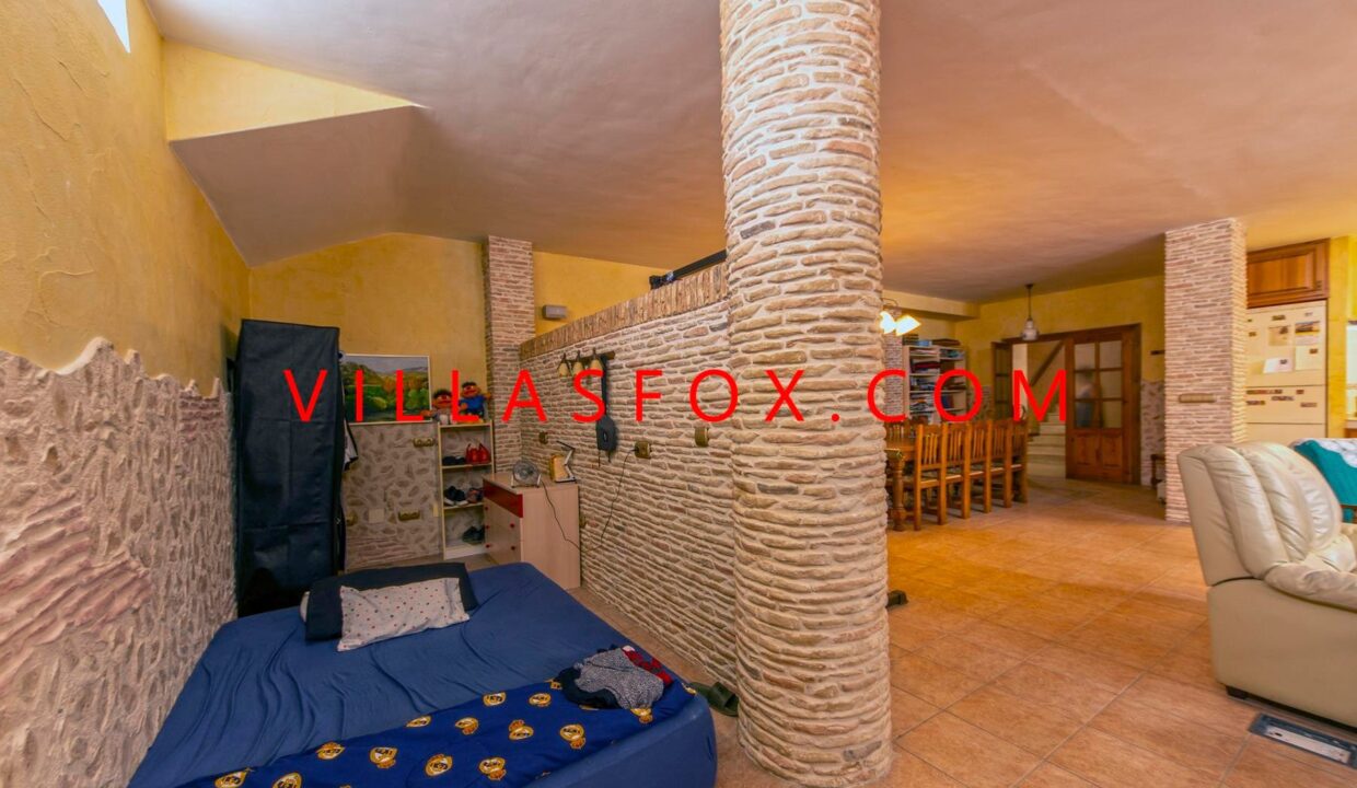 48_San_Miguel_de_Salinas_Townhouse_in_Town_centre_by_Villas_Fox_best_estate_agents_61102ec675464