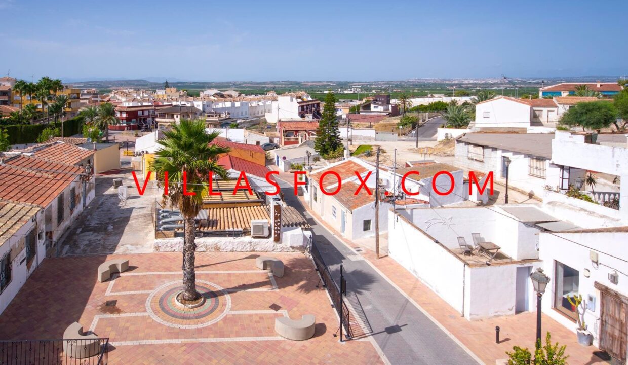 4_San_Miguel_de_Salinas_Townhouse_in_Town_centre_by_Villas_Fox_best_estate_agents_61102e8e30d75