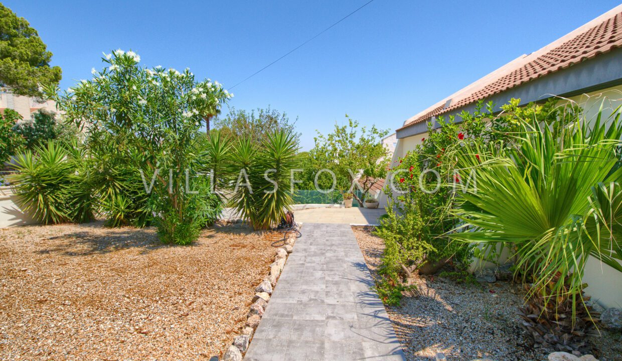 765_las_comunicaciones_villa_for_sale_san_miguel_de_salinas-10