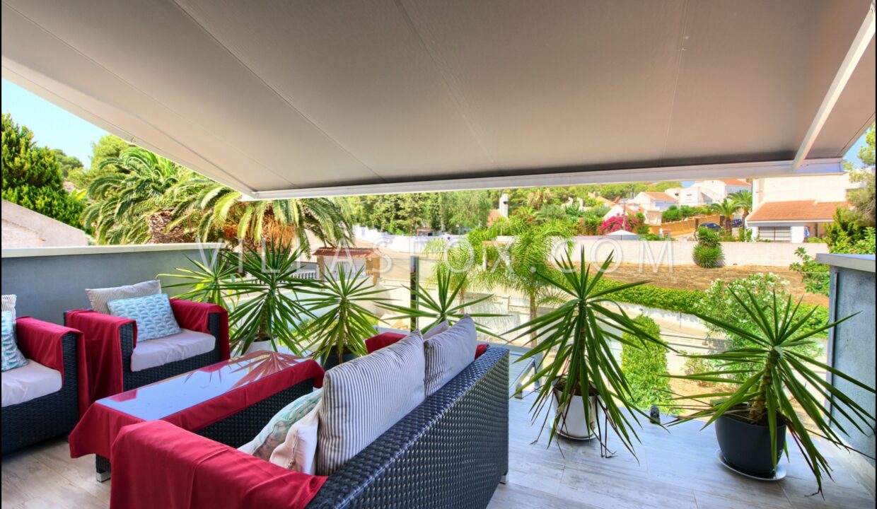 765_villasmaria_luxury_villa_with_pool_for_sale_las_comunicaciones_san_miguel_de_salinas-15