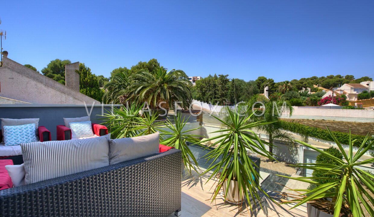 765_villasmaria_luxury_villa_with_pool_for_sale_las_comunicaciones_san_miguel_de_salinas-21