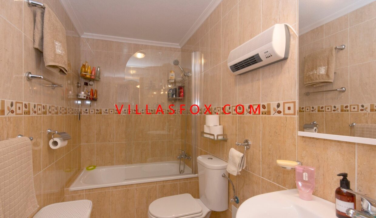7_San_Miguel_de_Salinas_Apartment_in_Town_centre_by_Villas_Fox_best_estate_agents_6110273d1641f