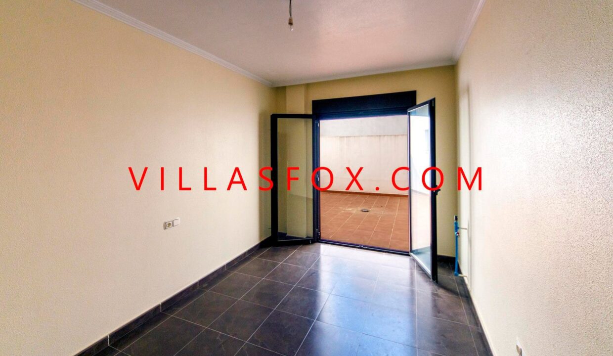 7_San_Miguel_de_Salinas_Apartment_in_Town_centre_by_Villas_Fox_best_estate_agents_61103b32dfd1d