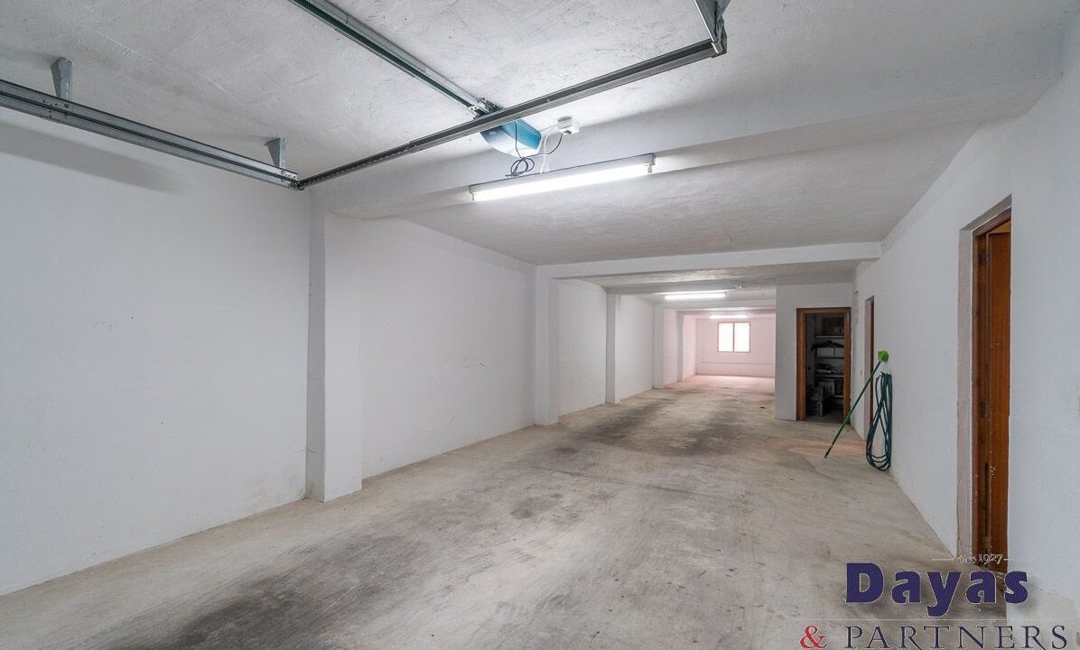 8180816495_84