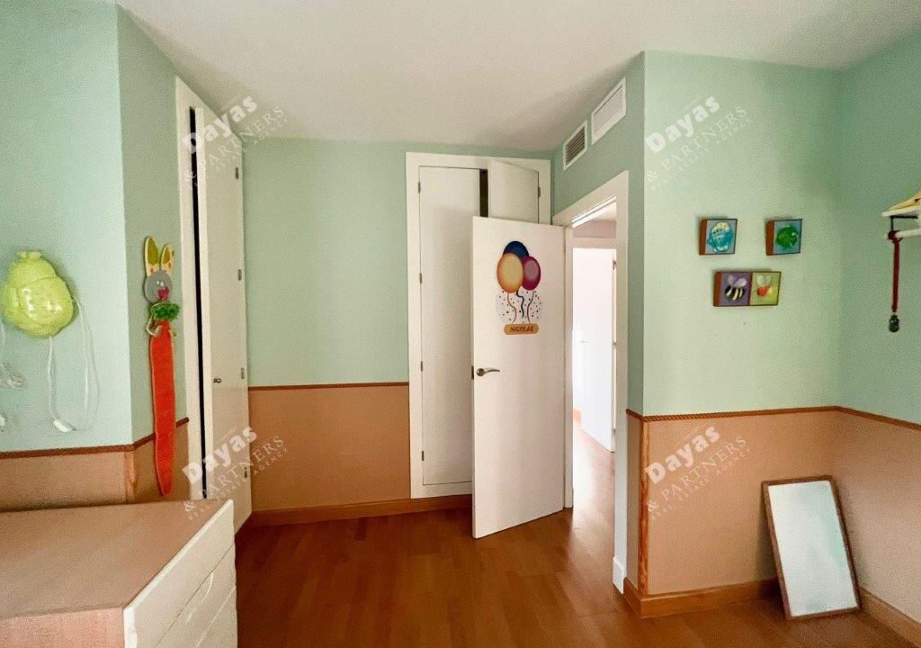 818081876500_105