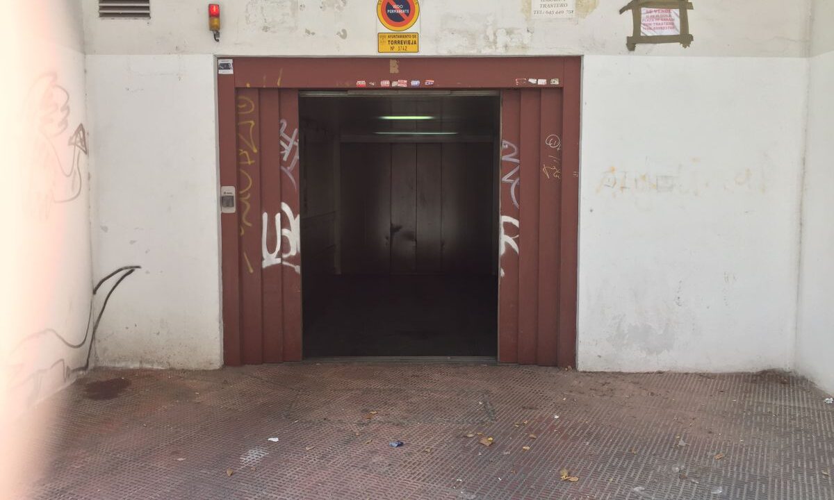 8188919_5