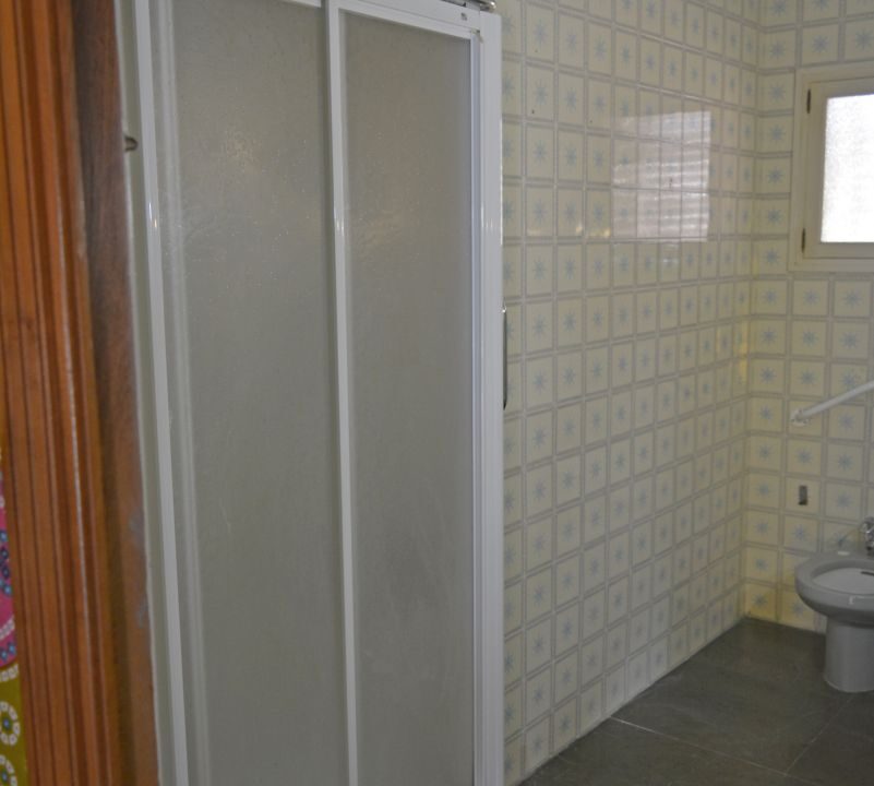 8193811637_23