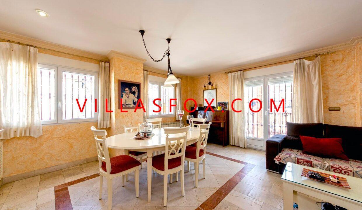 8_San_Miguel_de_Salinas_Townhouse_in_Town_centre_by_Villas_Fox_best_estate_agents_61102ea485b89