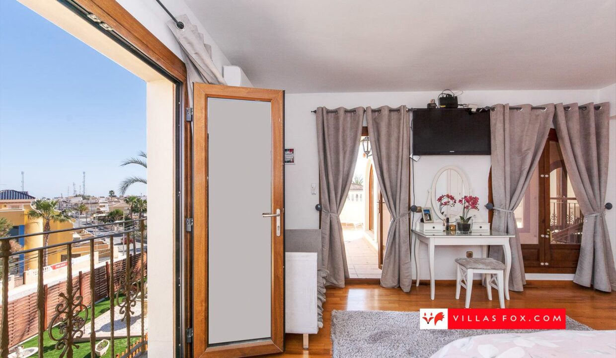 913_40-las_filipinas_orihuela_costa_luxury_villa_for_sale-040