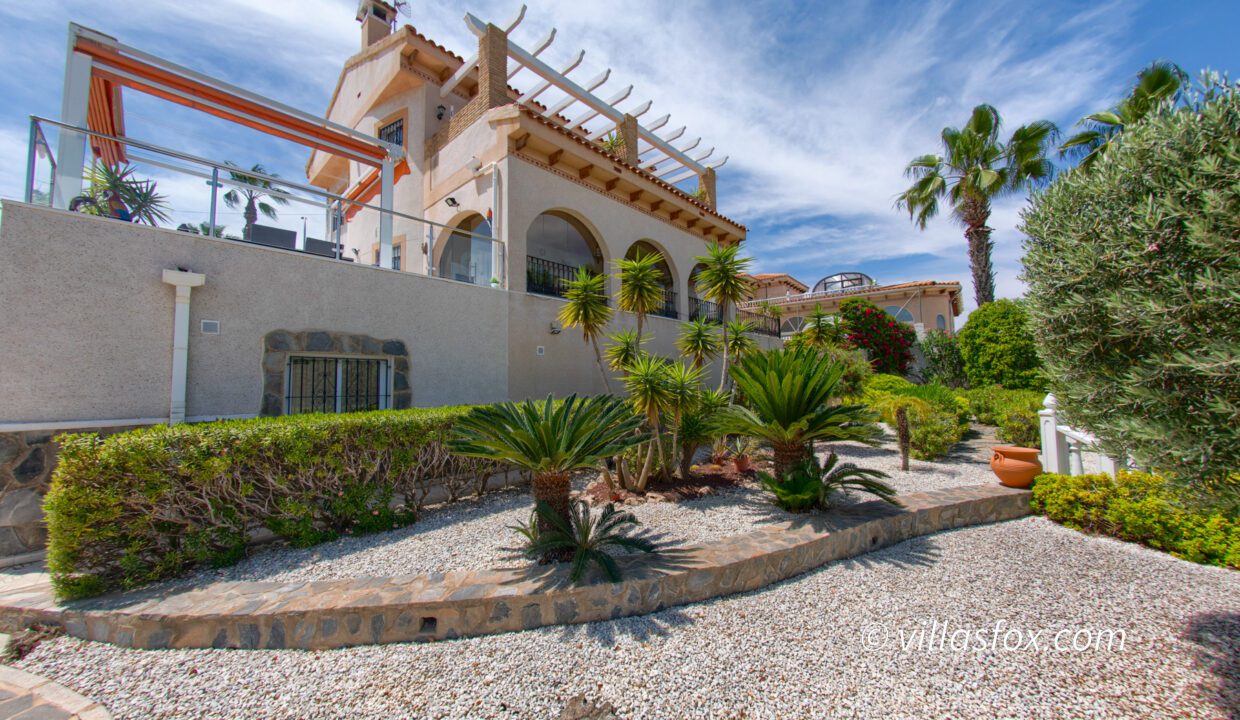 9291683705026VillasMariaLasComunicacionesTorrestrellavillaforsale-61