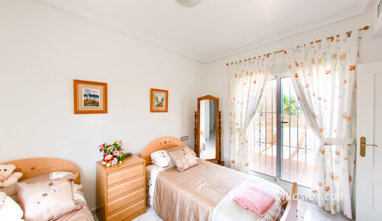929_villas_maria_las_comunicaciones_torrestrella_villa_for_sale-47