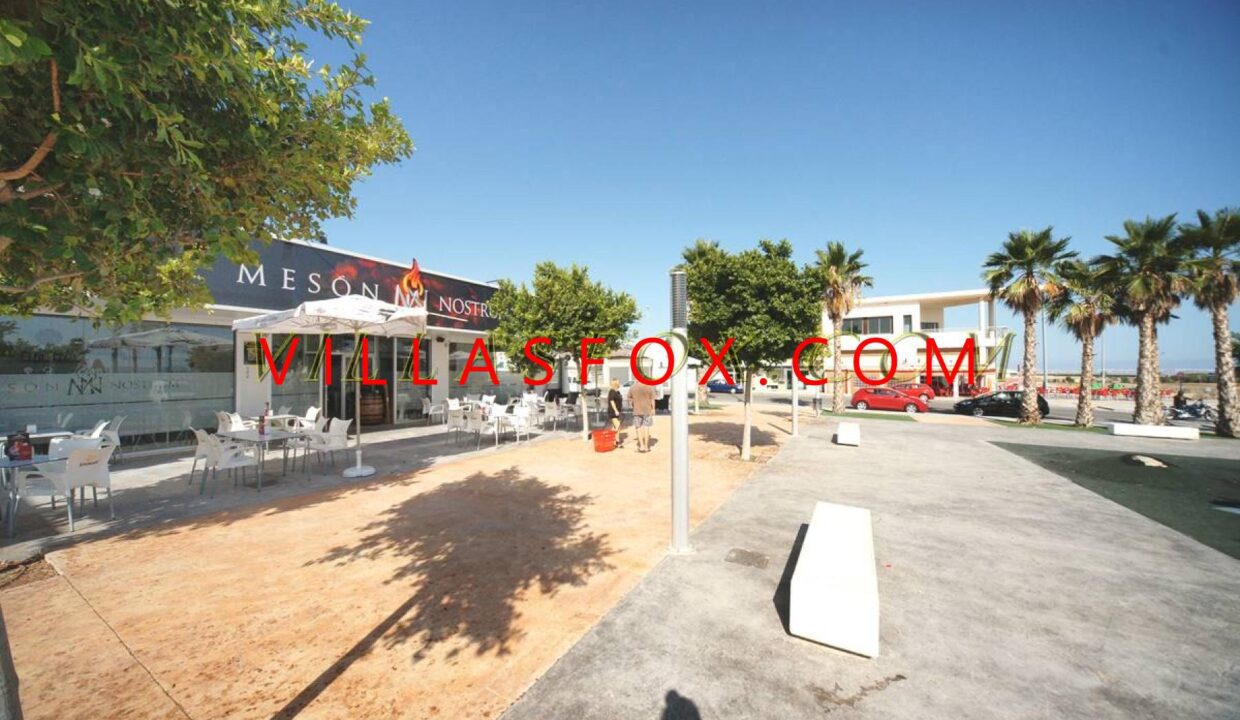 CREATOR: gd-jpeg v1.0 (using IJG JPEG v62), quality = 90