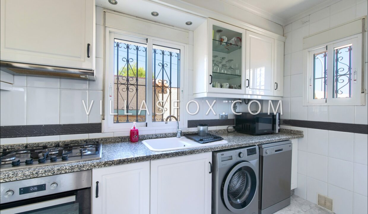 978_villasmaria_villa_for_sale_comunicaciones_san_miguel_de_salinas-01