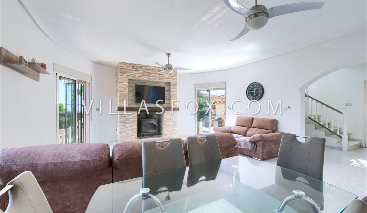 978_villasmaria_villa_for_sale_comunicaciones_san_miguel_de_salinas-06