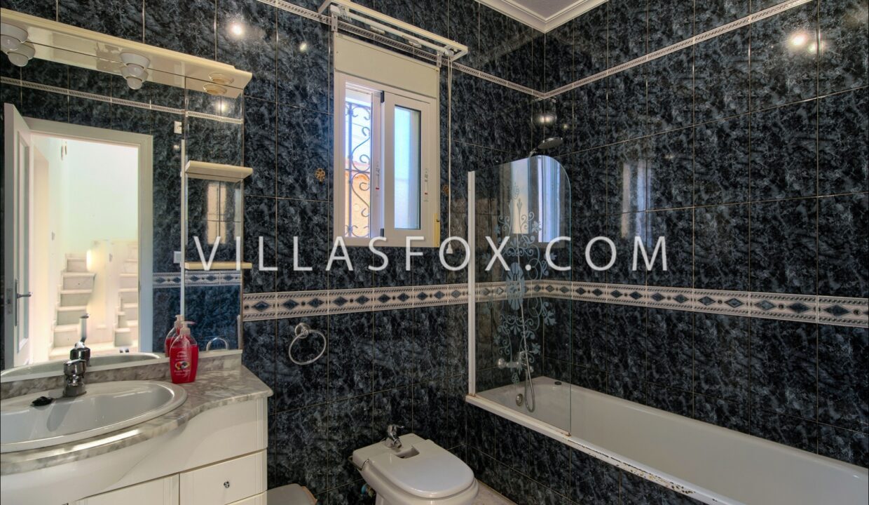 978_villasmaria_villa_for_sale_comunicaciones_san_miguel_de_salinas-12