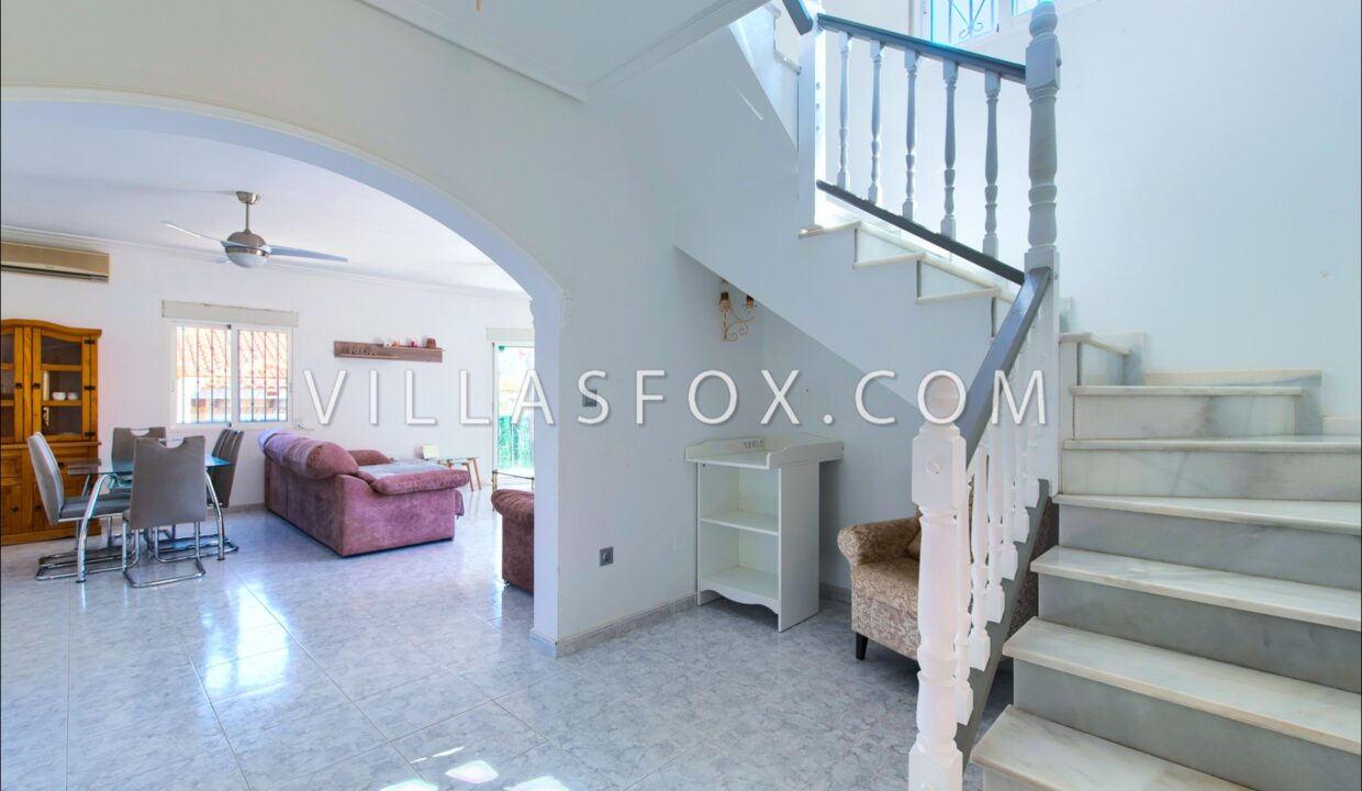 978_villasmaria_villa_for_sale_comunicaciones_san_miguel_de_salinas-15