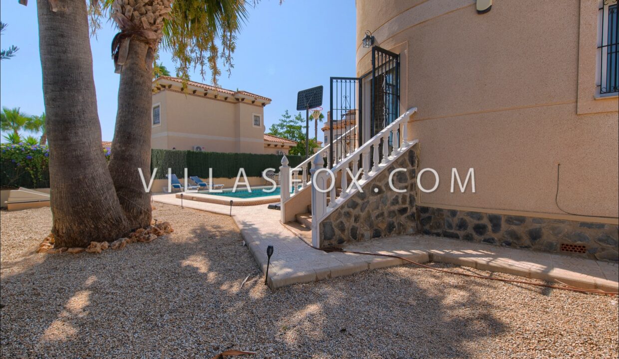 978_villasmaria_villa_for_sale_comunicaciones_san_miguel_de_salinas-22