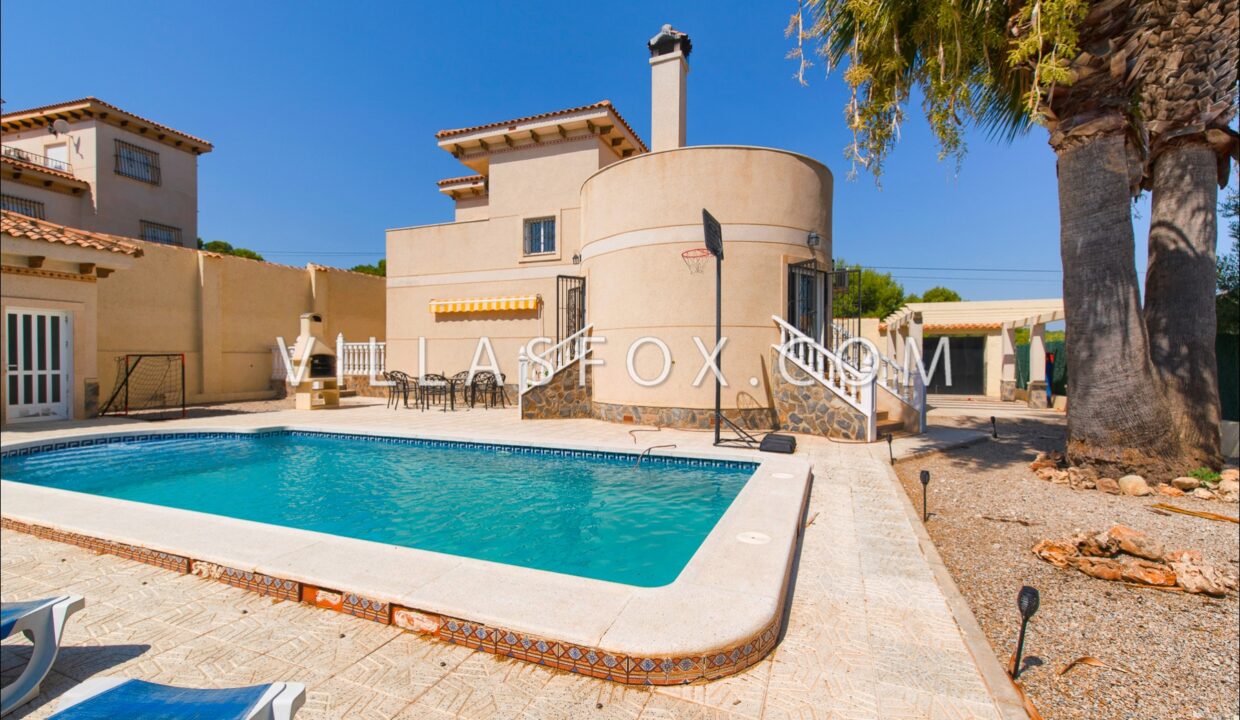 978_villasmaria_villa_for_sale_comunicaciones_san_miguel_de_salinas-25