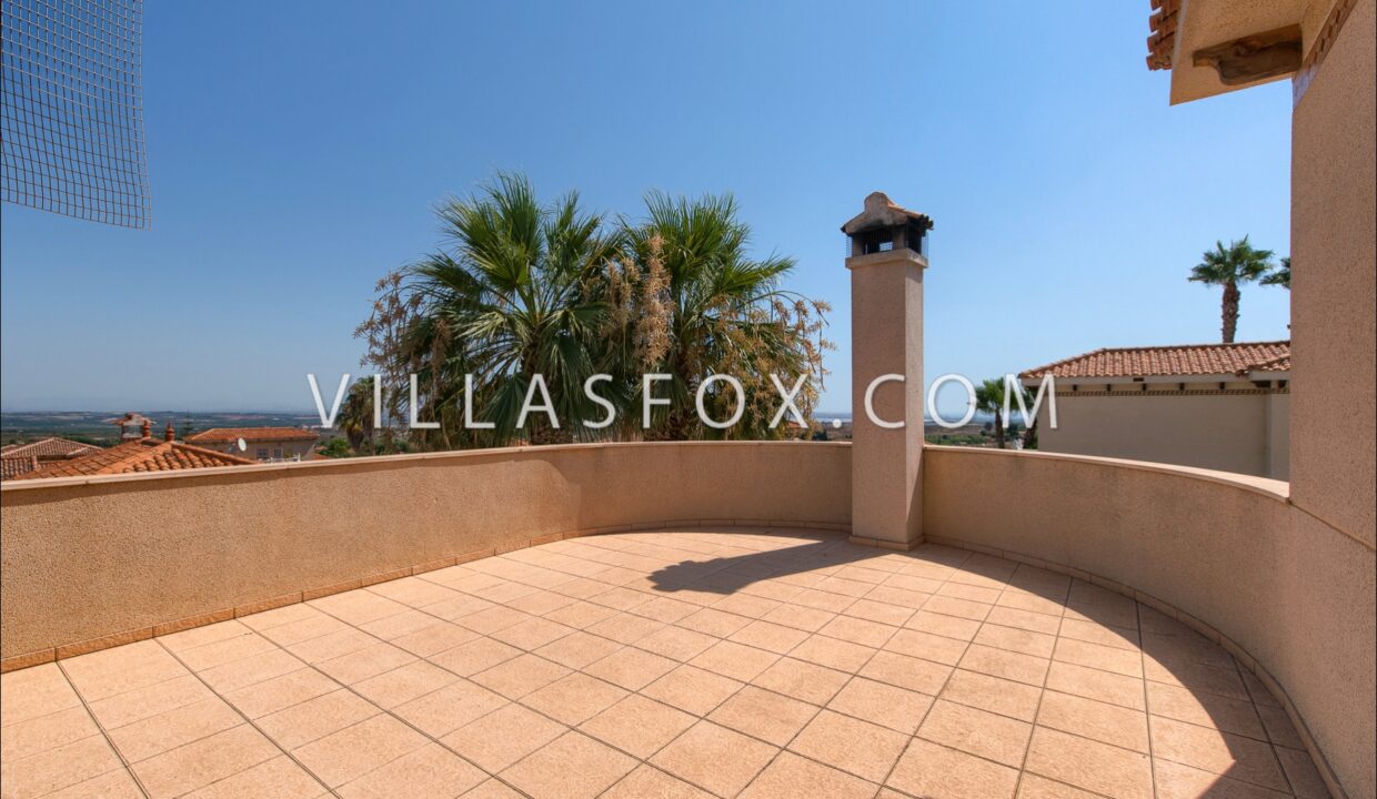978_villasmaria_villa_for_sale_comunicaciones_san_miguel_de_salinas-32