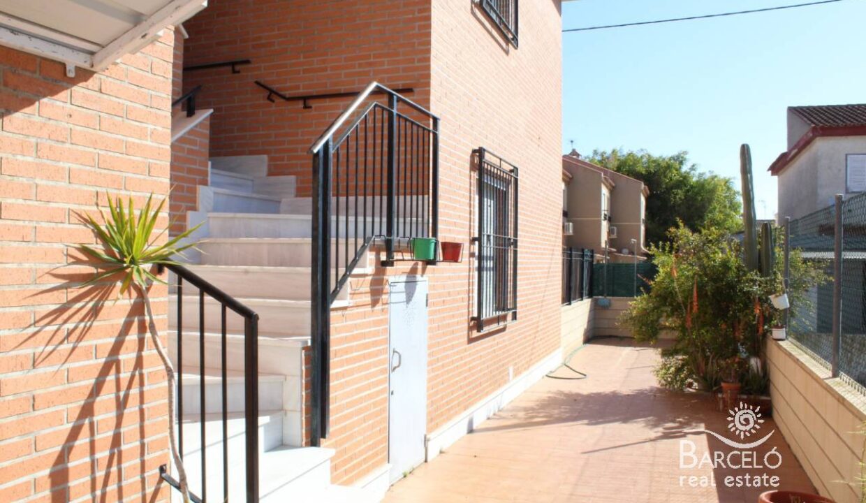 99674_w_xl