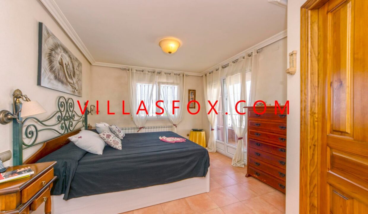 9_San_Miguel_de_Salinas_Townhouse_in_Town_centre_by_Villas_Fox_best_estate_agents_61102eab08fd5