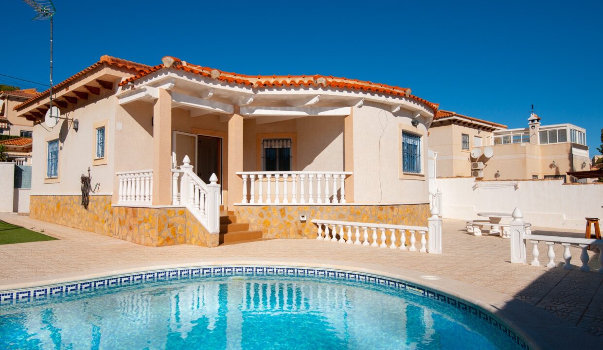 DSC01693615db5232c5d6