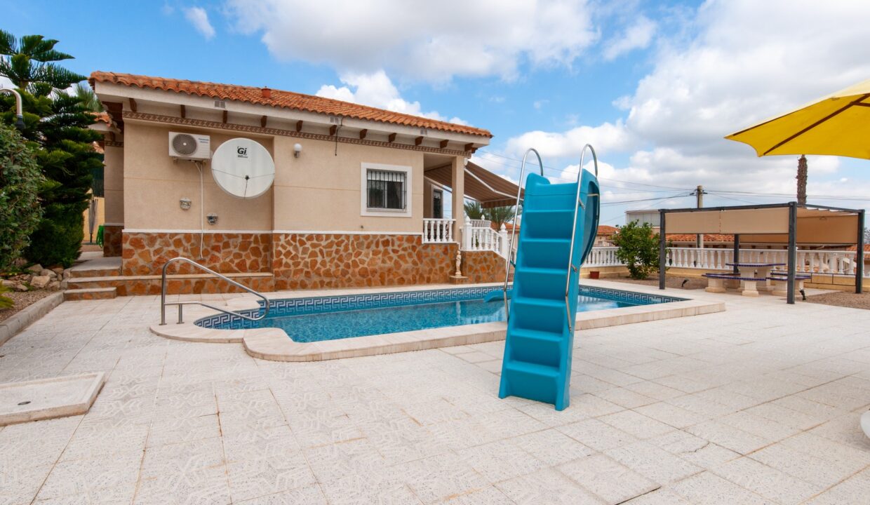 DSC02311616df6813e829