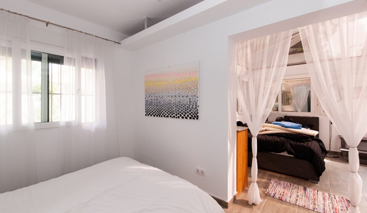 DSC02405616f31da8f508