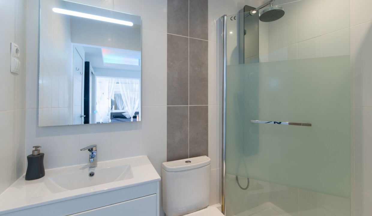 DSC02416616f36426692d