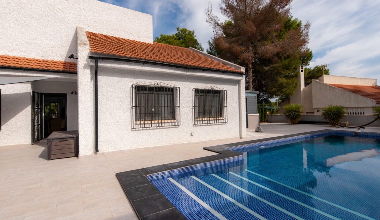 DSC024776171bab248c13