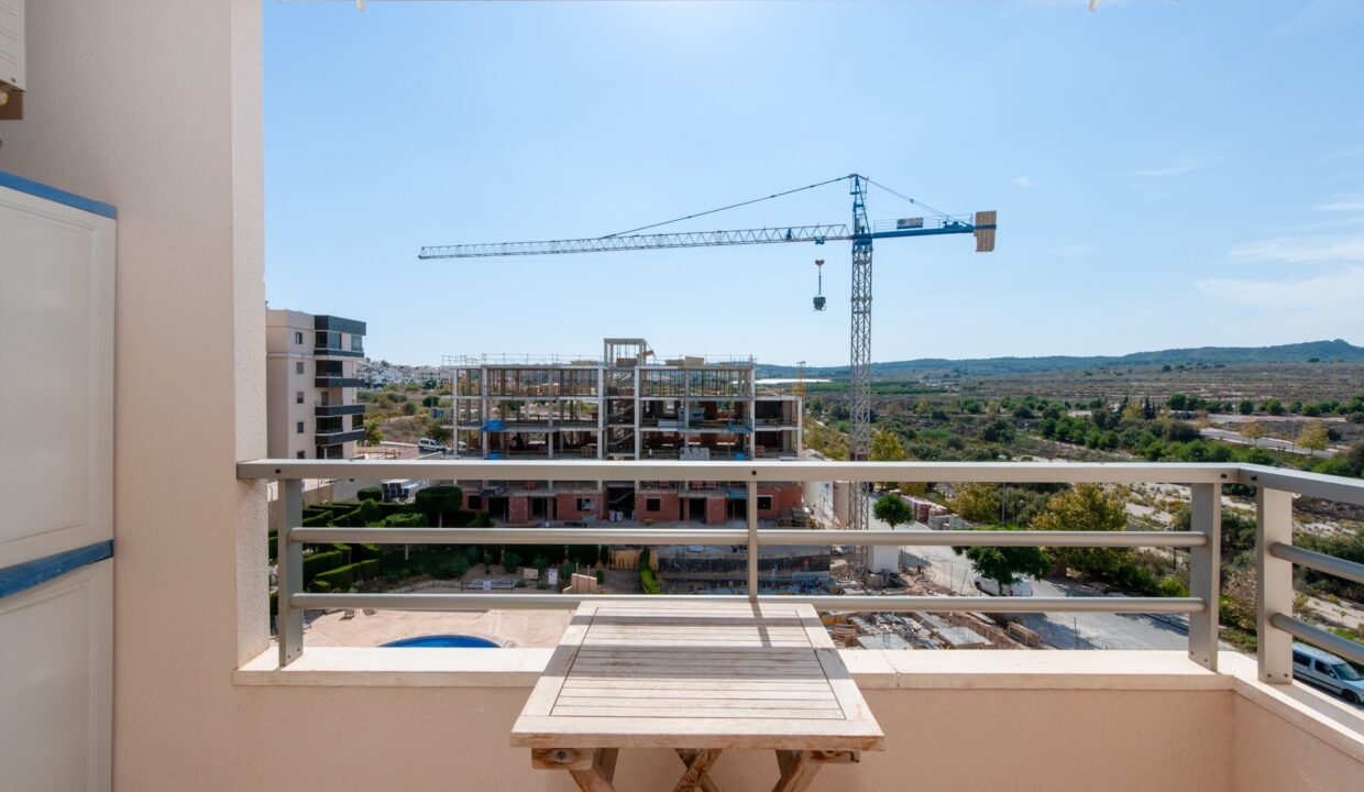 DSC028266176350c94570