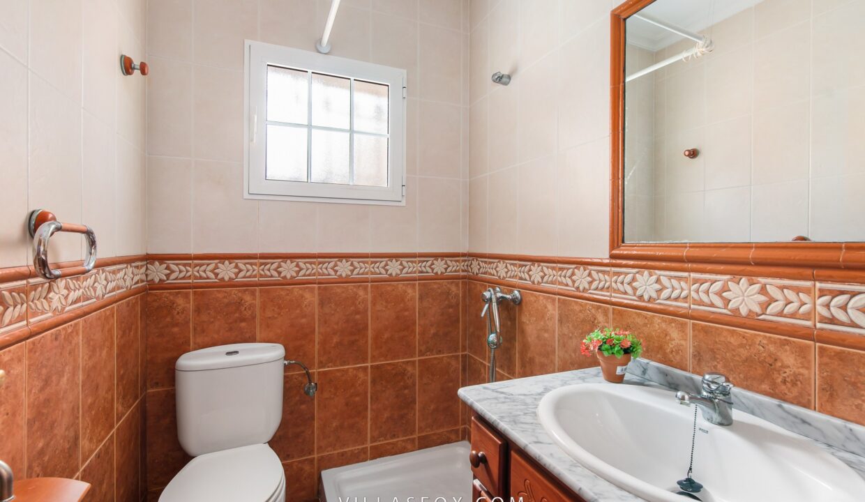 DSC04175618679b081bf7